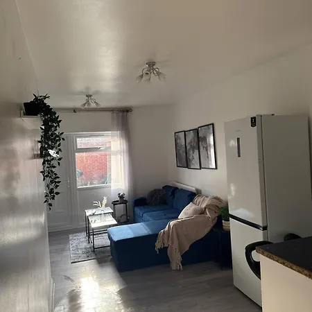 Stylish 4bd Townhouse - Centre - O2 Apollo بيت للعطل *