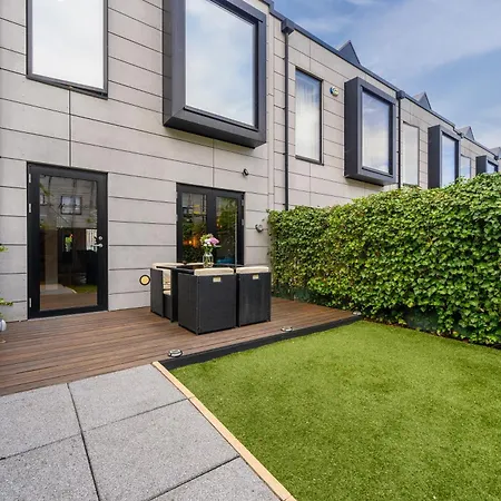 Cityscape Mcr Townhouse - Free Parking & Garden Manchester