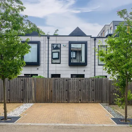 Cityscape Mcr Townhouse - Free Parking & Garden