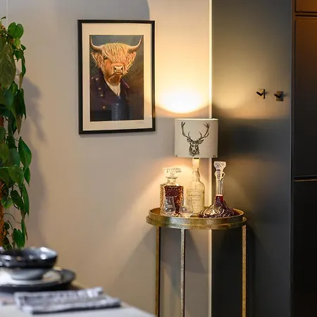 Vakantiehuis Cityscape Mcr Townhouse - Free Parking & Garden Manchester