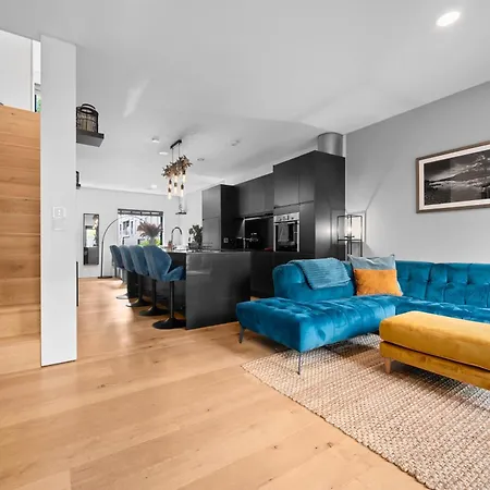 Cityscape Mcr Townhouse - Free Parking & Garden בית נופש