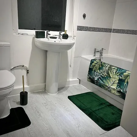 Bright&spacious Near Mcrcty *