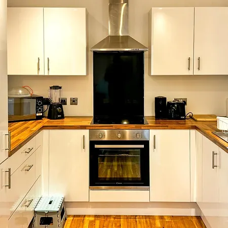 Flat In Greater Manchester