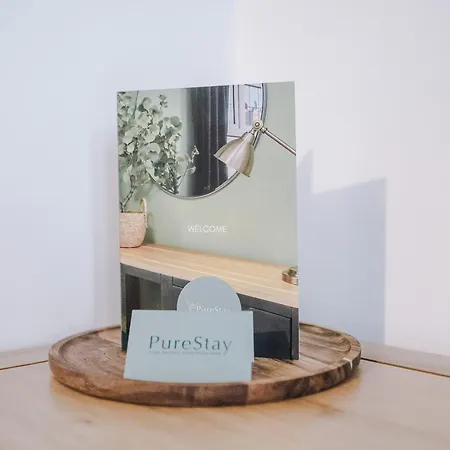 Big Mcr 5-bedroom Contractor House Sleeps 8 With Parking By Purestay Сasa de vacaciones *