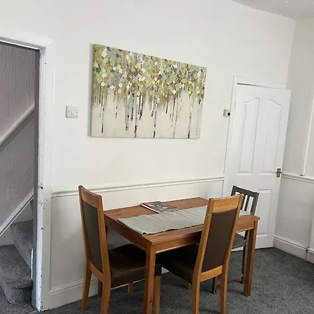 Quiet Spacious In Salford-samson Plab Manchester