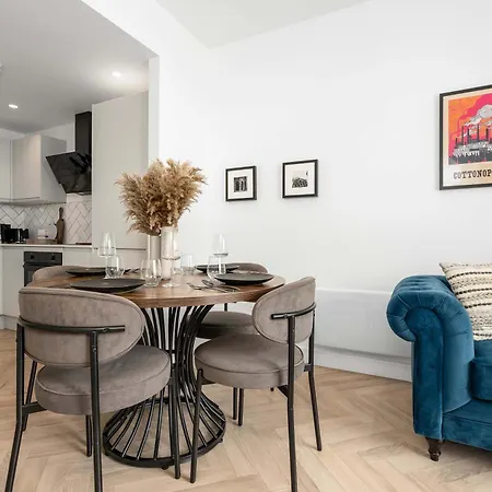 Apartamento Cottonopolis I Luxury 1br I Private Balcony I Centre I Stunning Views! Manchester