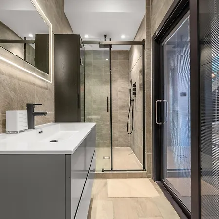 Vakantiehuis West Didsbury Retreat L Cinema L Sleeps 8 *