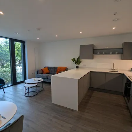 New 1br Gym Roof Terrace Lounge