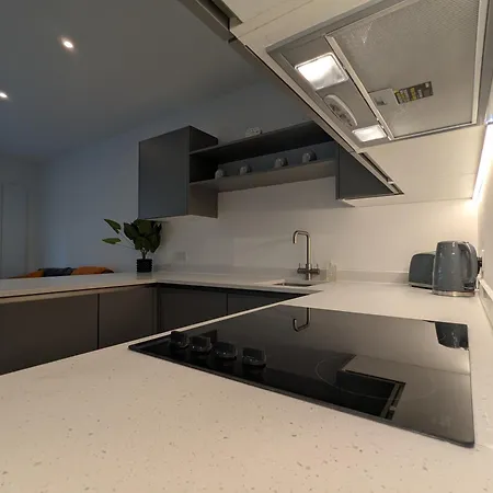 New 1br Gym Roof Terrace Lounge *