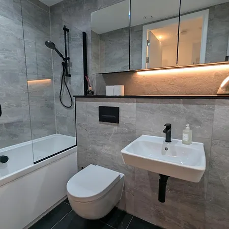 New 1br Gym Roof Terrace Lounge