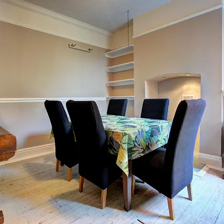 Large Victorian House In Trafford Park - Pass The Keys Σπίτι διακοπών *