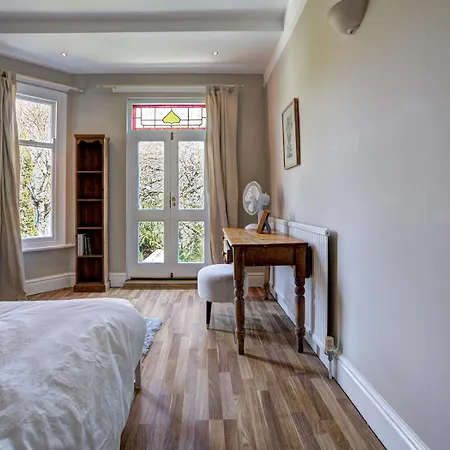 Large Victorian House In Trafford Park - Pass The Keys Σπίτι διακοπών