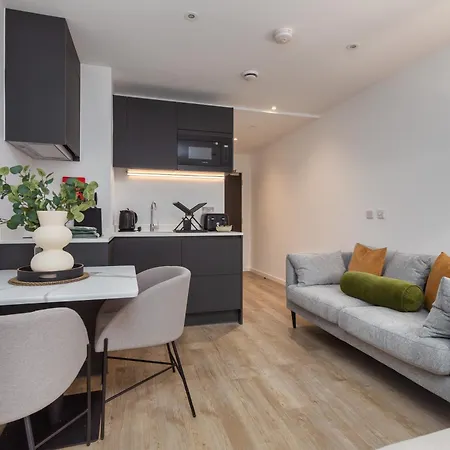 Cable Street Serviced * Manchester