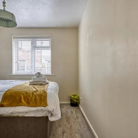 Prázdninový dům Pass The Keys Beautiful 2bed House Near Etihad Stadium & Coop Arena Manchester