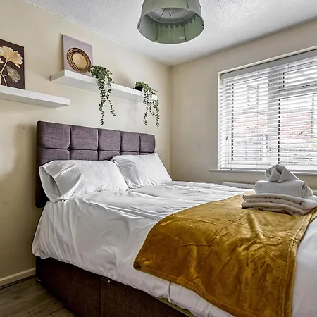 Prázdninový dům Pass The Keys Beautiful 2bed House Near Etihad Stadium & Coop Arena Manchester