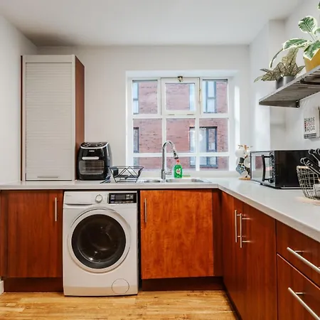 Guestready - Charming Retreat In * Mánchester