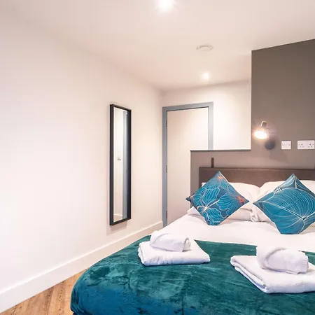 Lägenhet Stunning 2bed Flat In Location W Security Manchester