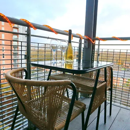 Apartament Cosy Mins Away To Man Etihad Arena - Pass The Keys Manchester