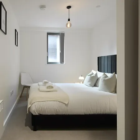 Finlays Yard By Veeve