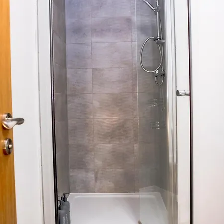 Luxury 2br