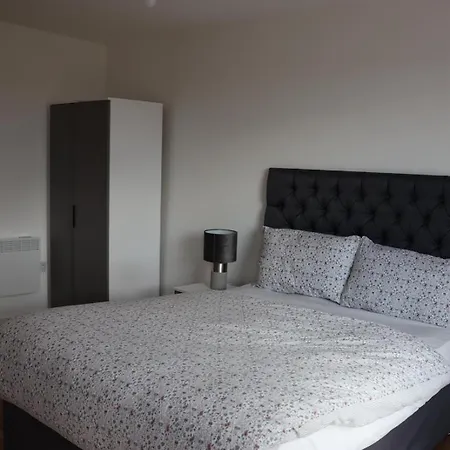 Daire Luxury 2 Bed 13th Floor View Of Old Trafford