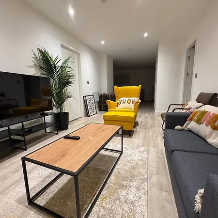 Exquisite Riverview 2bedroom Flat In Manchester. דירה