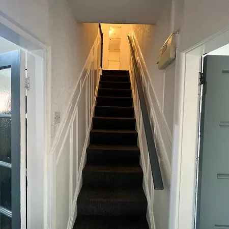 Budget Spacious 3 Bed In Σπίτι διακοπών *