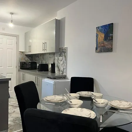 Modern Near Etihad Stadium & C O-op Live Manchester