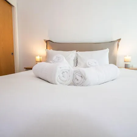 The Slate Yard- - Near Salford Station * מנצ'סטר