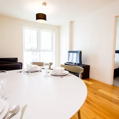 The Slate Yard- - Near Salford Station * מנצ'סטר
