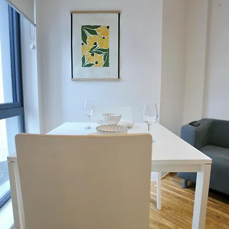 Urban Escape - Walk To Of Salford Pass The Keys