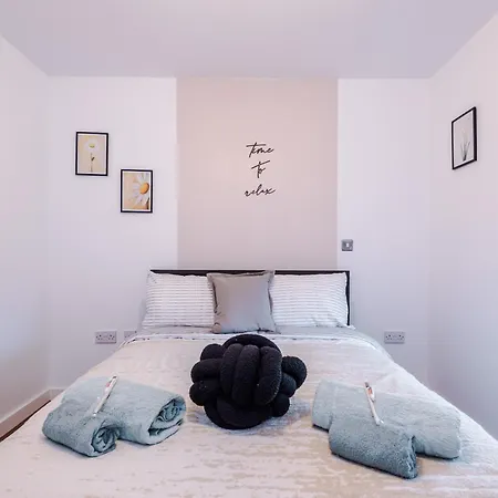 Apartman Elegant 2br Flat Near Northern Quarter *