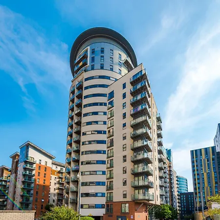 Apartman Elegant 2br Flat Near Northern Quarter *