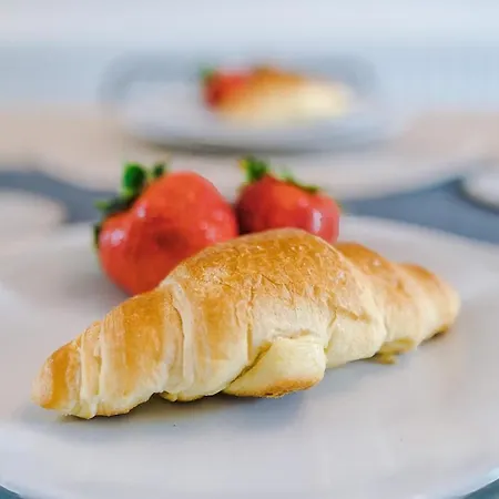 New! 2br With Parking, Near