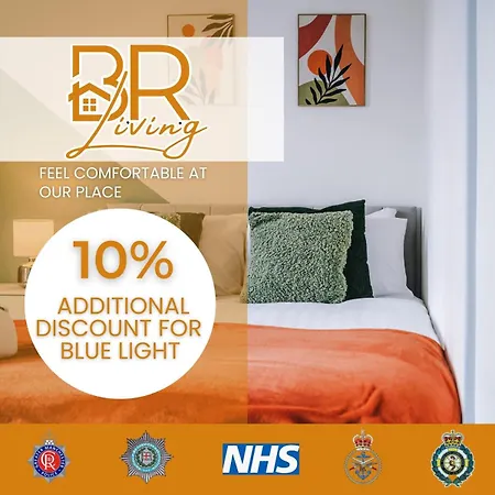 New! Modern 3-bed House, Free Parking, Fast Wi-fi & Easy Access Сasa de vacaciones *