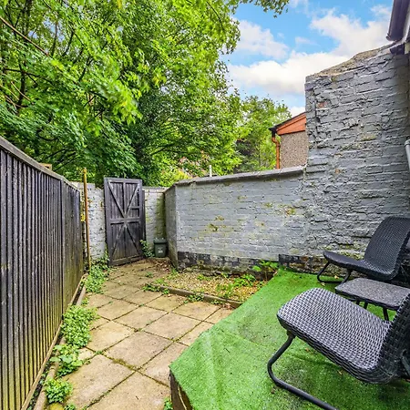 3 Bedroom Close To Mcr Centre *