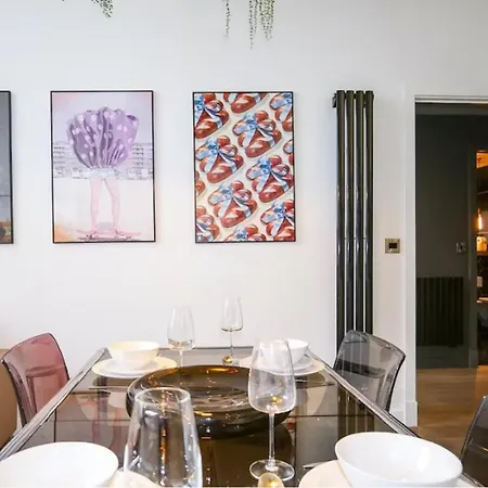 1-bed Loft - Free Parking *
