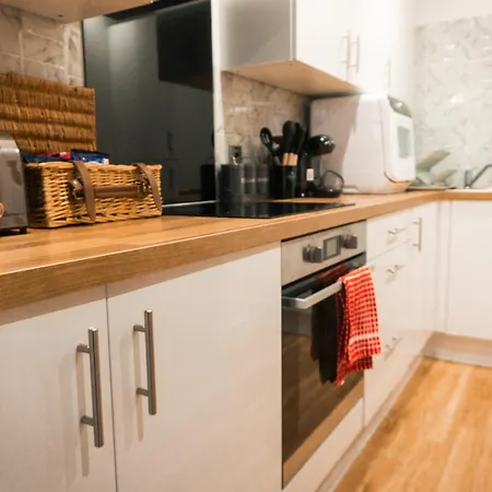 Waterside Retreat * Manchester