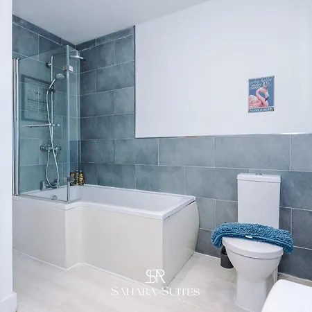 Monthly - Stylish 2bed - Etihad & Ao Arena Access - Parking Apartment *