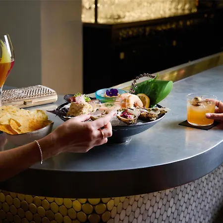 The Edwardian Manchester, A Radisson Collection מלון 5*