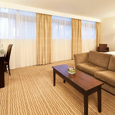 Mercure Piccadilly Hotell 4*