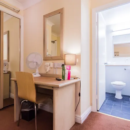 Otel The Gardens 3*