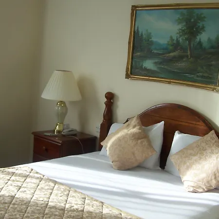 Britannia Centre Hotel 3*