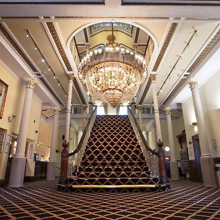 Britannia Centre 3*