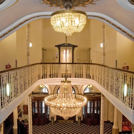 Szálloda Britannia Centre 3*