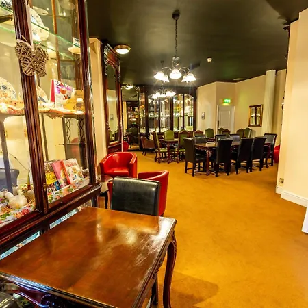 Szálloda Britannia Centre 3*