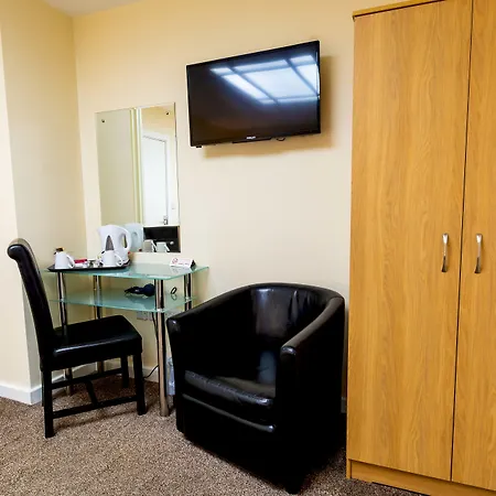 Britannia Centre Hotel 3*
