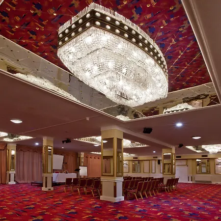 Otel Sachas 3*