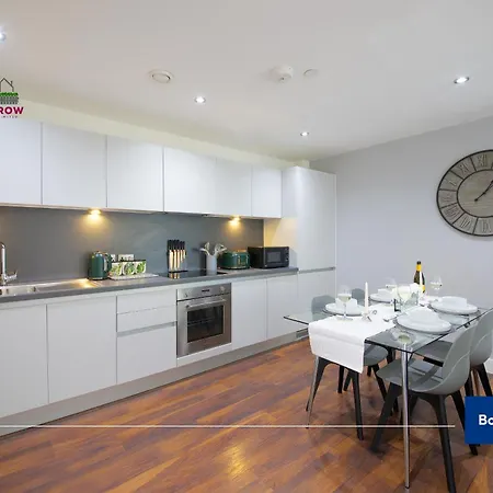 Last-minute Offer L Exclusive On 2-bed, 2-bath For 4! L Loft By Hedgerow Mánchester