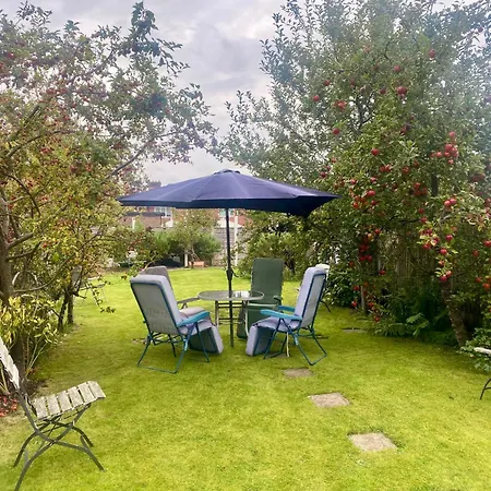 Clayton Homestay szállás *